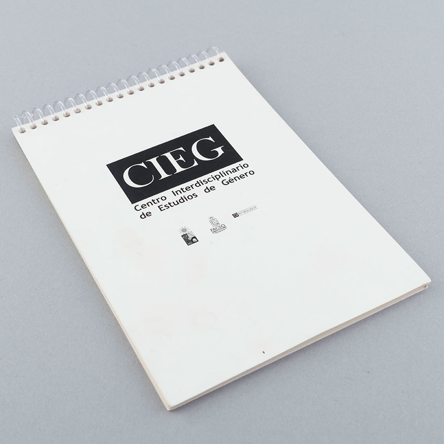Libreta del Centro Interdisciplinario de Estudios de Género (CIEG).