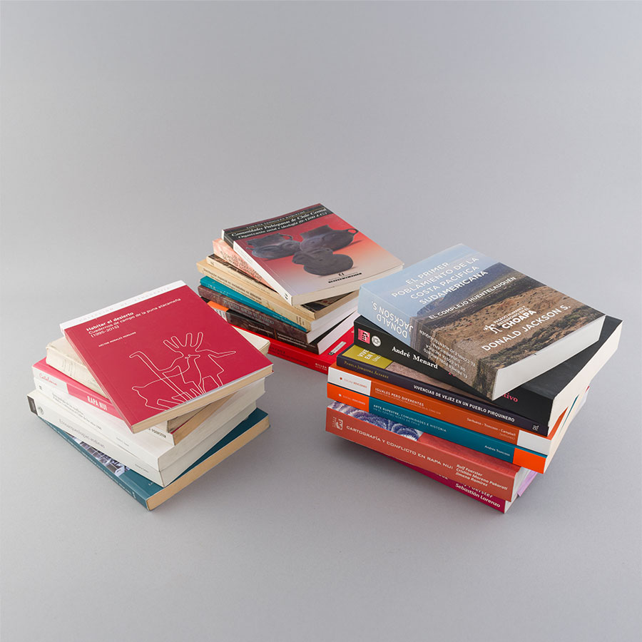 Algunos libros publicados por profesorxs del Departamento sobre variados temas de investigación.